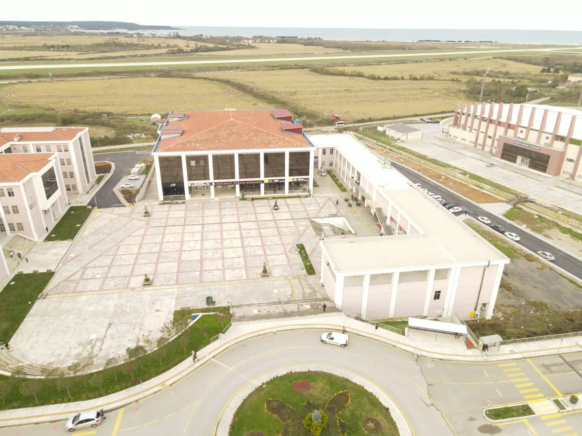 Sinop Üniversitesi Öğrenci Yaşam Merkezi saha görünümü