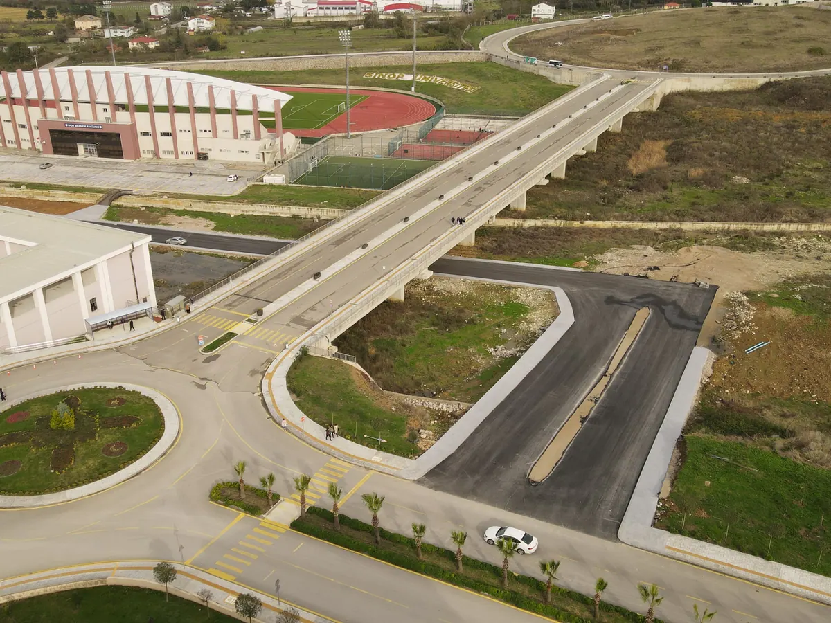 Sinop Üniversitesi Yeni Kampüs Alanı Çeşitli Altyapı ve Yol Çalışmaları proje bağlamı